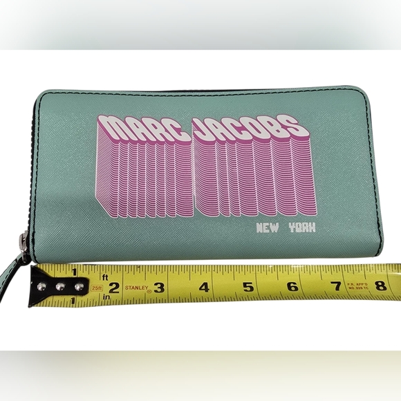 NWT Marc Jacobs Sidekick Tote  + Wallet - Picture 15 of 16